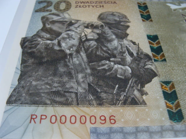 B. NISKI nr serii 20 zł / 2022 r. - Ochrona polskiej granicy wschodniej  - 0000096